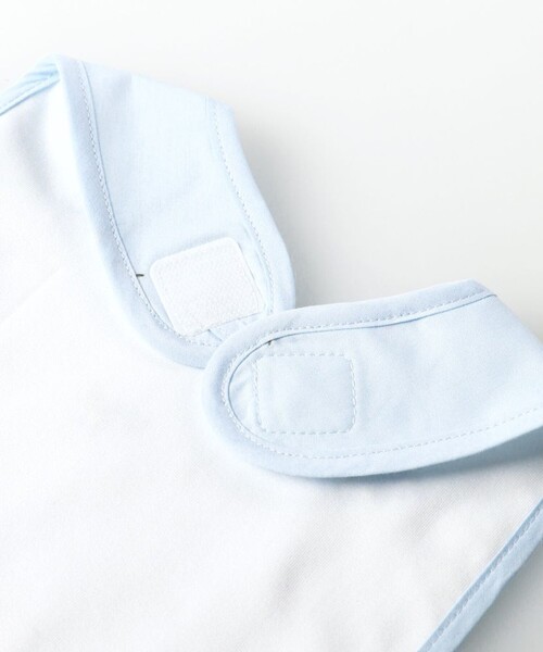 BRANSHES（ブランシェス）の「【おそろい】花刺しゅうスタイ（スタイ/よだれかけ・キッズ・ブルー/オフホワイト・FREE）」の13枚目の写真