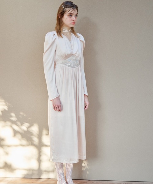 etre loin(エトルワン)の「Tulip embroidered dress(ドレス・レディース・ブラック/ホワイト/ピンクベージュ・M)」の13枚目の写真