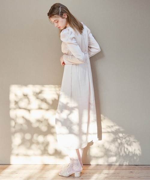 etre loin(エトルワン)の「Tulip embroidered dress(ドレス・レディース・ブラック/ホワイト/ピンクベージュ・M)」の6枚目の写真