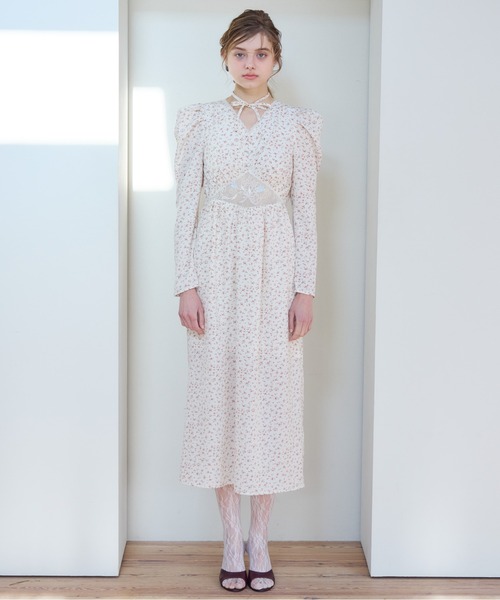 etre loin（エトルワン）の「Tulip embroidered dress（ドレス・レディース・ブラック/ホワイト/ピンクベージュ・M）」の22枚目の写真