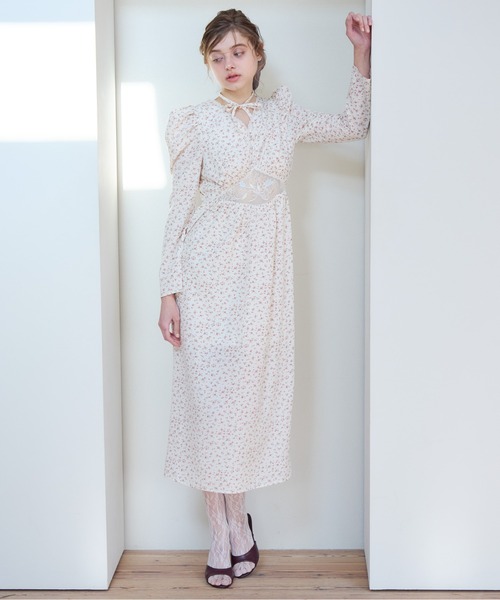 etre loin(エトルワン)の「Tulip embroidered dress(ドレス・レディース・ブラック/ホワイト/ピンクベージュ・M)」の16枚目の写真