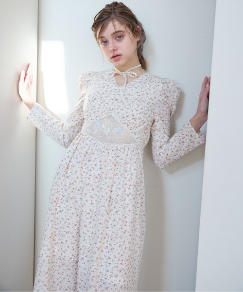 etre loin(エトルワン)の「Tulip embroidered dress(ドレス・レディース・ブラック/ホワイト/ピンクベージュ・M)」の19枚目の写真