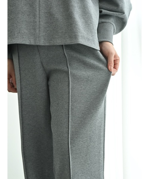 Brown&Street(ブラウンアンドストリート)の「センターシームポンチパンツ(スウェットパンツ・レディース・ブラック/ヘザーグレー・FREE)」の11枚目の写真