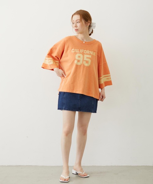 MILKFED.(ミルクフェド)の「95 FOOTBALL TEE(Tシャツ/カットソー・レディース・オレンジ/ネイビー/グリーン・ONE SIZE)」の8枚目の写真