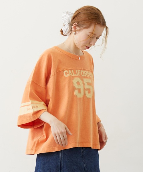 MILKFED.(ミルクフェド)の「95 FOOTBALL TEE(Tシャツ/カットソー・レディース・オレンジ/ネイビー/グリーン・ONE SIZE)」の4枚目の写真