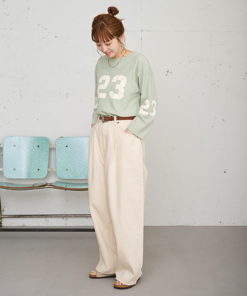 B.C STOCK（ベーセーストック）の「【ZOZO限定】手洗い可 / シアーナンバーロゴfootball tee（Tシャツ/カットソー・レディース・スカイブルー/アイボリー/ブラック/グリーン・FREE）」の19枚目の写真