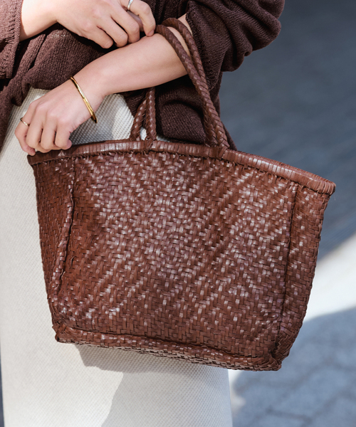 FRAMeWORK（フレームワーク）の「THE BAGMATI ダイヤ編み柄TOTEバック（トートバッグ・レディース・ウッド/ブラック・FREE）」の4枚目の写真