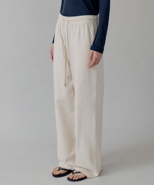 STEP AROUND（ステップアラウンド）の「Cottage Relax Fit Wide Banding Pants_IVORY（その他パンツ・レディース・その他・LONG/SHORT）」の2枚目の写真