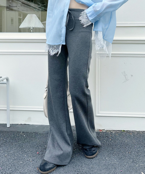 Ada.(エイダ)の「ストレート シルエット カット パンツ(その他パンツ・レディース・グレー/ブラック/チャコール・S/M)」の3枚目の写真