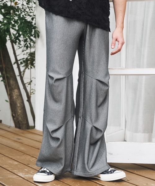 CASPER JOHN（キャスパージョン）の「Pleats tuck pants/プリーツタックパンツ（その他パンツ・メンズ・グレー/ブラック/ブラウン・X-SMALL/LARGE/MEDIUM/SMALL）」の2枚目の写真