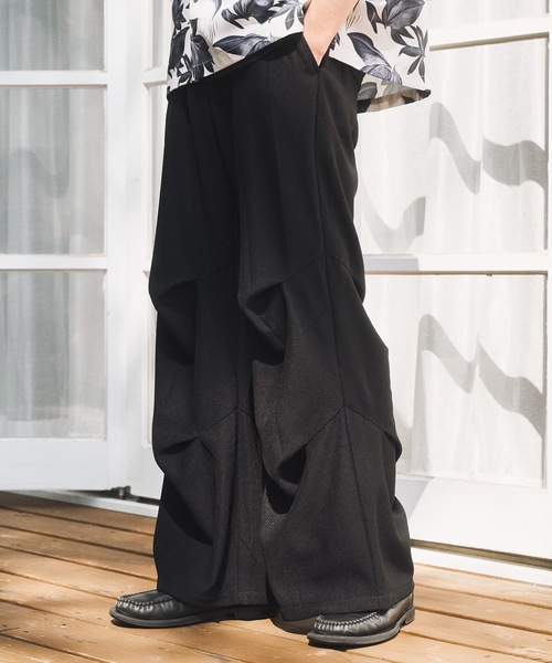 CASPER JOHN（キャスパージョン）の「Pleats tuck pants/プリーツタックパンツ（その他パンツ・メンズ・グレー/ブラック/ブラウン・X-SMALL/LARGE/MEDIUM/SMALL）」の4枚目の写真