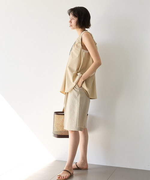 BABYLONE(バビロン)の「【多機能素材】撥水Vネックギャザーブラウス(シャツ/ブラウス・レディース・ベージュ/ブラック/ホワイト・フリー)」の17枚目の写真