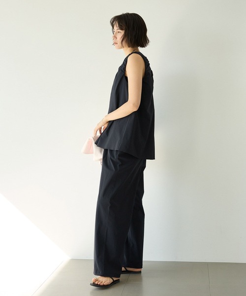 BABYLONE(バビロン)の「【多機能素材】撥水Vネックギャザーブラウス(シャツ/ブラウス・レディース・ベージュ/ブラック/ホワイト・フリー)」の10枚目の写真