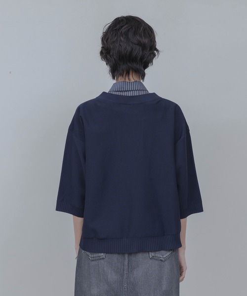 Eimee Law（エイミーロウ）の「シャツレイヤードニットトップス（ニット/セーター・レディース・ダークネイビー/アイボリー/ベージュ・FREE）」の14枚目の写真