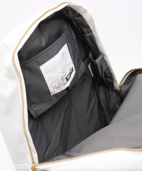 YAKPAK（ヤックパック）の「YAK PAK Daypack（バックパック/リュック・メンズ・ブラック/ホワイト・ONE）」の5枚目の写真