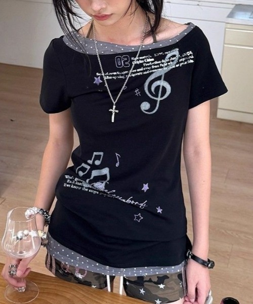 Vipoa(ヴィポア)の「レイヤーデザインY2Kカットソー(Tシャツ/カットソー・レディース・ブラック・FREE)」の8枚目の写真