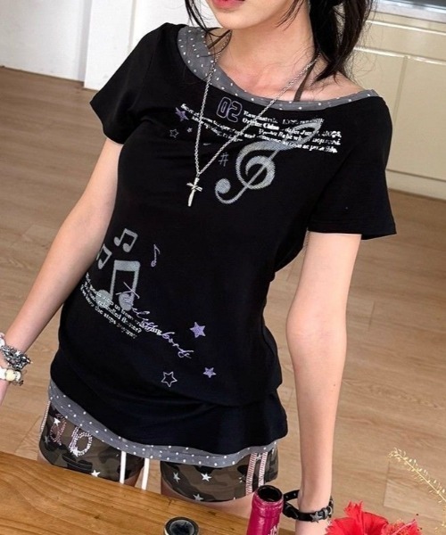 Vipoa(ヴィポア)の「レイヤーデザインY2Kカットソー(Tシャツ/カットソー・レディース・ブラック・FREE)」の13枚目の写真