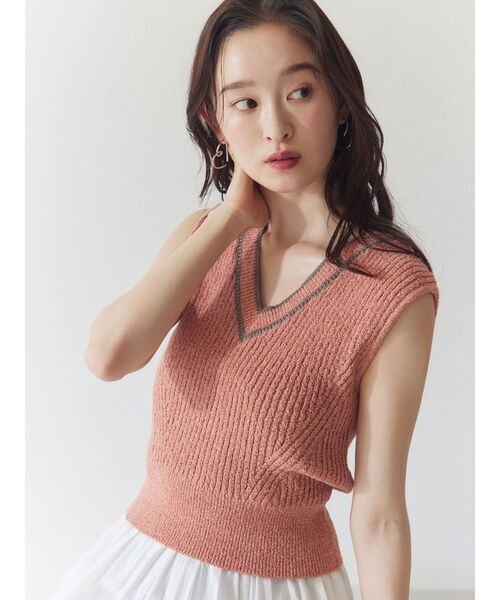 LAGUNAMOON（ラグナムーン）の「2WAYメランジベストニットプルオーバー 【夏服】（ニット/セーター・レディース・グレー/ベージュ/ピンク/オレンジ/ブラウン・FREE）」の7枚目の写真