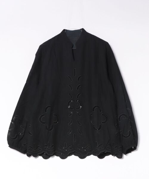 LAULEN（ローレン）の「cotton embroidery skipper neck shirt /コットンエンブロイダリースキッパーネックシャツ（シャツ/ブラウス・レディース・ホワイト/ブラック・FREE）」の3枚目の写真