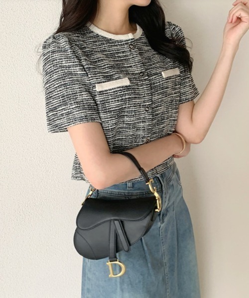 yuue' ( wear )(ユーイ)の「オフィス、プライベート、オケージョンにも◎パイピングノーカラーツイード半袖ショートジャケット(ノーカラージャケット・レディース・ブラック/ホワイト・FREE)」の7枚目の写真