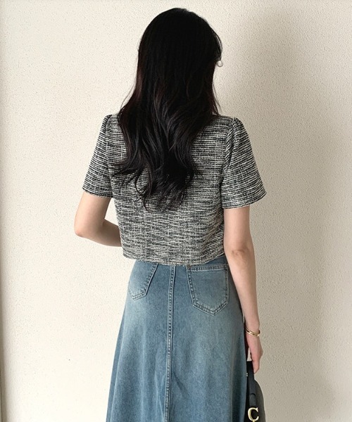 yuue' ( wear )(ユーイ)の「オフィス、プライベート、オケージョンにも◎パイピングノーカラーツイード半袖ショートジャケット(ノーカラージャケット・レディース・ブラック/ホワイト・FREE)」の9枚目の写真