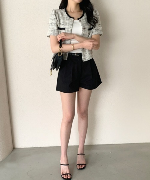 yuue' ( wear )(ユーイ)の「オフィス、プライベート、オケージョンにも◎パイピングノーカラーツイード半袖ショートジャケット(ノーカラージャケット・レディース・ブラック/ホワイト・FREE)」の14枚目の写真