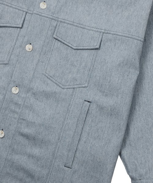 AJOBYAJO（アジョバイアジョ）の「Recycled Denim Oversized Shirt Jacket [SKY BLUE]（デニムジャケット・レディース・その他・FREE）」の2枚目の写真