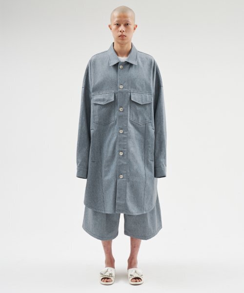AJOBYAJO（アジョバイアジョ）の「Recycled Denim Oversized Shirt Jacket [SKY BLUE]（デニムジャケット・レディース・その他・FREE）」の6枚目の写真