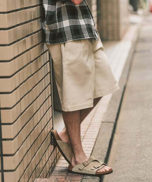 Dickies(ディッキーズ)の「Dickies 417別注 2タックショーツ(その他パンツ・メンズ・ブラウン/チャコールグレー/アイボリー・34/32/36)」の6枚目の写真