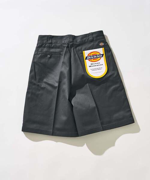 Dickies(ディッキーズ)の「Dickies 417別注 2タックショーツ(その他パンツ・メンズ・ブラウン/チャコールグレー/アイボリー・34/32/36)」の1枚目の写真