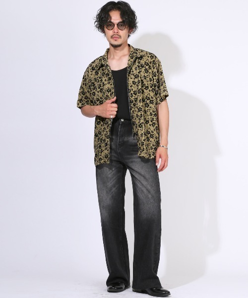 LUXSTYLE(ラグスタイル)の「花柄ジップ半袖シャツ(シャツ/ブラウス・メンズ・ホワイト・M)」の7枚目の写真