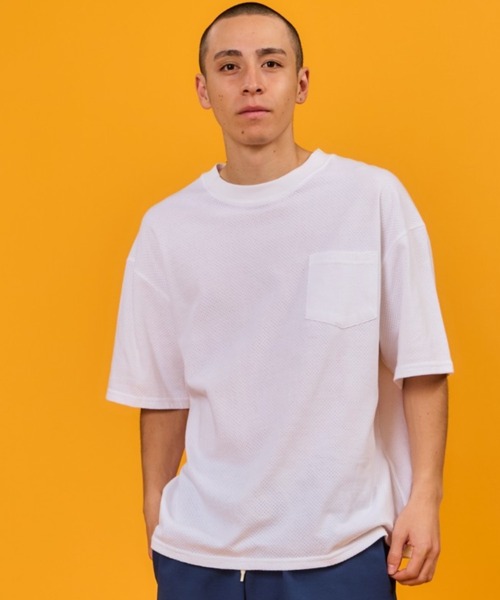 WALLA WALLA SPORT(ワラワラスポーツ)の「U.S. MADE BIRDSEYE MESH POCKET TEE / ユーエス メイド バーズアイ メッシュ ポケット ティー(Tシャツ/カットソー・レディース・ホワイト/ダークブラウン/スミクロ/トップグレー・MEDIUM/LARGE/X-LARGE/SMALL)」の2枚目の写真