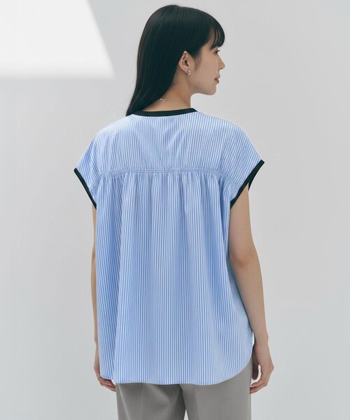 UNFILO(アンフィーロ)の「BEAUTY FORM-T バックシャーリング Tシャツ(Tシャツ/カットソー・レディース・ダークグリーン系/ホワイト系1/ネイビー系1/ベージュ系/ブラック系・SMALL/MEDIUM/LARGE)」の19枚目の写真