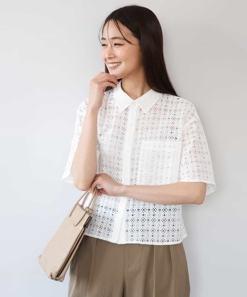 MK MICHEL KLEIN（エムケーミッシェルクラン）の「[洗える]幾何レース五分袖シャツブラウス（シャツ/ブラウス・レディース・ブラック/ホワイト・38）」の2枚目の写真