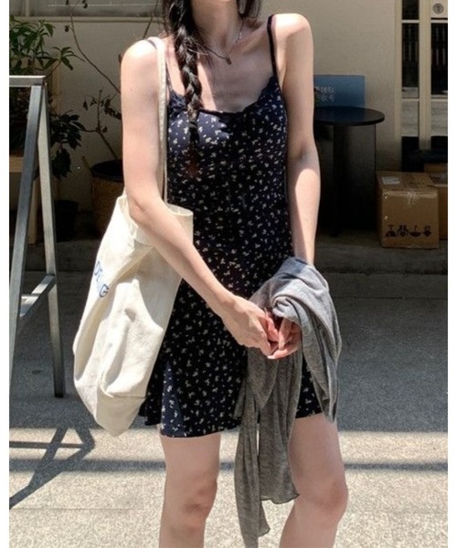 CHEER(チアー)の「キャミワンピ&カーディガン 2ピースセット(ワンピース・レディース・ネイビー・FREE)」の19枚目の写真