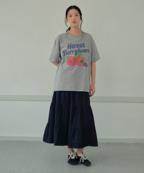 WEDNESDAYOASISFORWOMEN(ウェンズデー オアシス フォー ウーマン)の「スウィートベリーハート半袖Tシャツ_MELANGE GRAY(WB6TP28)(Tシャツ/カットソー・レディース・ライトグレー・FREE)」の4枚目の写真