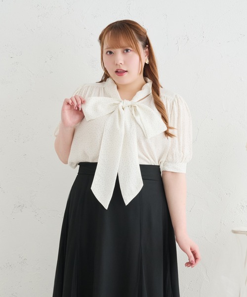 Louiosy(ルオシー)の「【Louiosy】【大きいサイズ】シアーボウタイブラウス(シャツ/ブラウス・レディース・ライトブルー/オフホワイト/ミント/ホワイト系その他・LL/3L/4L)」の11枚目の写真