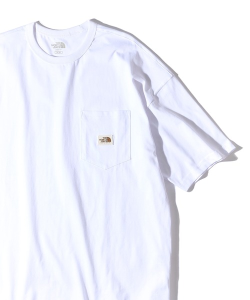 THE NORTH FACE(ザノースフェイス)の「【THE NORTH FACE】胸ポケロゴTシャツ POCKET S/S R/TEE(Tシャツ/カットソー・レディース・ホワイト/ブラック・S/M/L/XL/XXL)」の2枚目の写真