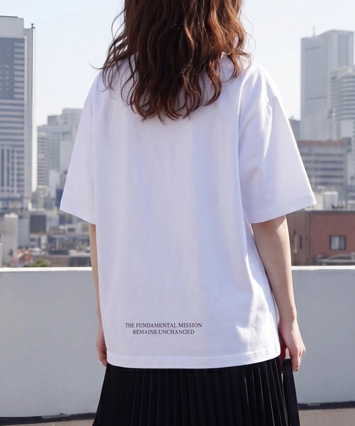 THE NORTH FACE(ザノースフェイス)の「【THE NORTH FACE】胸ポケロゴTシャツ POCKET S/S R/TEE(Tシャツ/カットソー・レディース・ホワイト/ブラック・S/M/L/XL/XXL)」の8枚目の写真