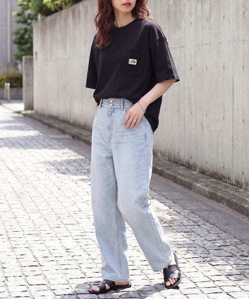 THE NORTH FACE(ザノースフェイス)の「【THE NORTH FACE】胸ポケロゴTシャツ POCKET S/S R/TEE(Tシャツ/カットソー・レディース・ホワイト/ブラック・S/M/L/XL/XXL)」の18枚目の写真