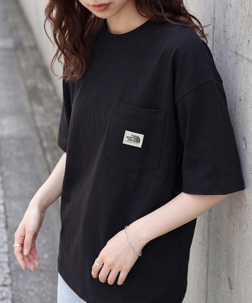 THE NORTH FACE(ザノースフェイス)の「【THE NORTH FACE】胸ポケロゴTシャツ POCKET S/S R/TEE(Tシャツ/カットソー・レディース・ホワイト/ブラック・S/M/L/XL/XXL)」の16枚目の写真
