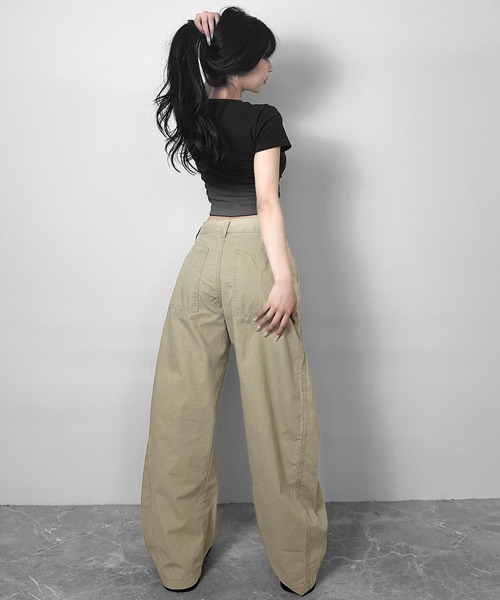 FOLLOWIN(フォロウィン)の「カーブポケットデザインワイドパンツ(カーゴパンツ・レディース・カーキ/グレー・SMALL/LARGE/MEDIUM)」の18枚目の写真