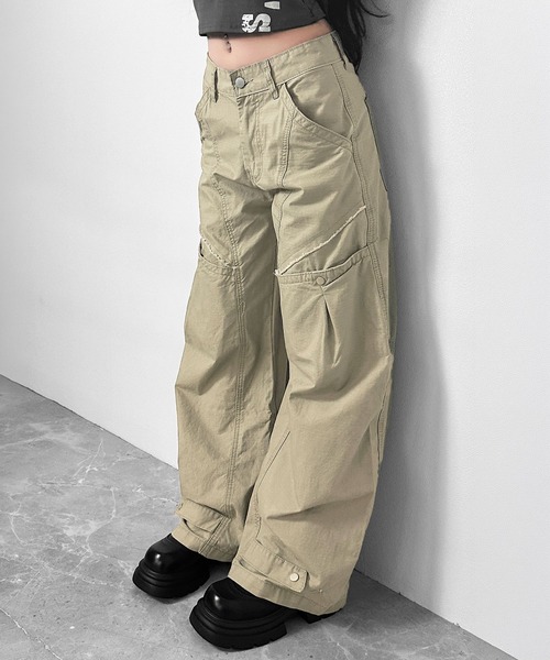 FOLLOWIN(フォロウィン)の「カーブポケットデザインワイドパンツ(カーゴパンツ・レディース・カーキ/グレー・SMALL/LARGE/MEDIUM)」の5枚目の写真