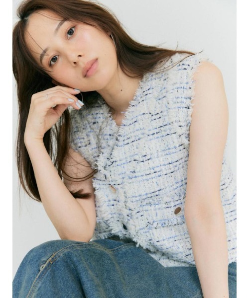 BLUE×PALANG(ブルーパラン)の「AIRY TWEED SLEEVELESS JACKET(ニット/セーター・レディース・ホワイト/グレー・FREE)」の12枚目の写真