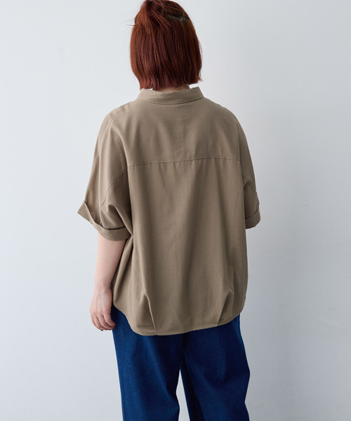 anyfee(エニフィー)の「【anyfee/大きいサイズ】裾ゴム入りイレヘムシャツブルゾン(シャツ/ブラウス・レディース・ベージュ/レンガ/チャコール・LL/4L/5L/3L)」の10枚目の写真