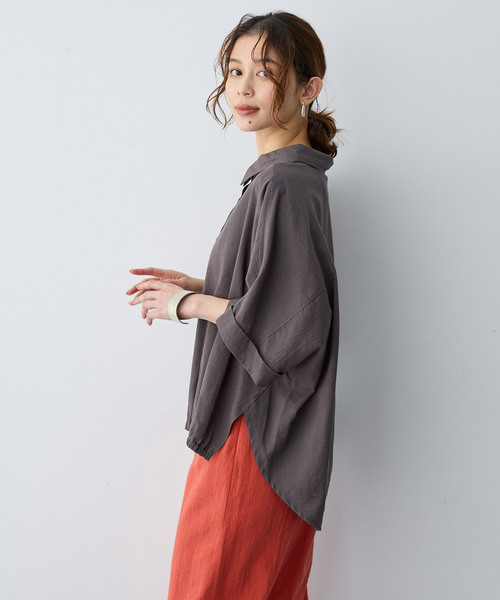 anyfee(エニフィー)の「【anyfee/大きいサイズ】裾ゴム入りイレヘムシャツブルゾン(シャツ/ブラウス・レディース・ベージュ/レンガ/チャコール・LL/4L/5L/3L)」の16枚目の写真