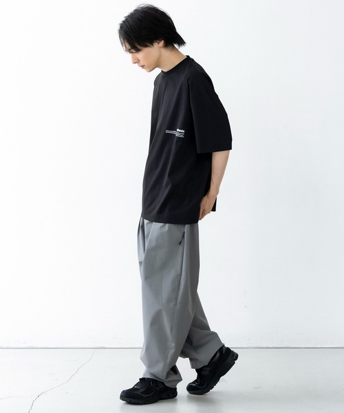 +phenix（プラスフェニックス）の「+phenix(プラスフェニックス)Outlast TYPOGRAPHY SHORT SLEEVE TEE / タイポグラフィ ショートスリーブTシャツ（Tシャツ/カットソー・メンズ・グレー/ブラック/ホワイト・M/L）」の10枚目の写真