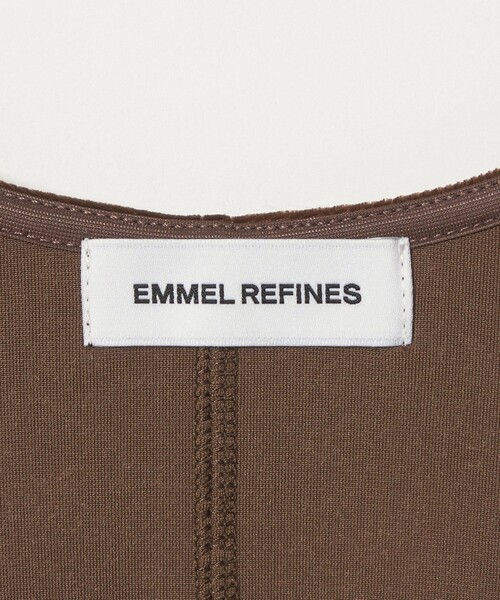 EMMEL REFINES(エメルリファインズ)の「<EMMEL REFINES>EM ベロアパフスリーブ ペプラム カーディガン(カーディガン/ボレロ・レディース・ダークブラウン/ブラック・FREE)」の5枚目の写真