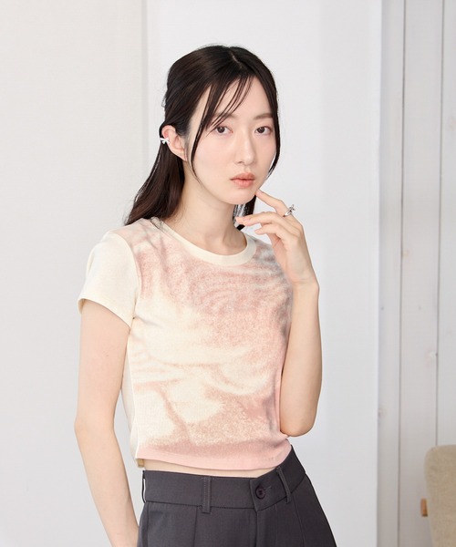 Y/lim(イリム)の「デジタルマーブル柄コンパクト半袖Tシャツ(Tシャツ/カットソー・レディース・ピンク/グリーン・FREE)」の2枚目の写真