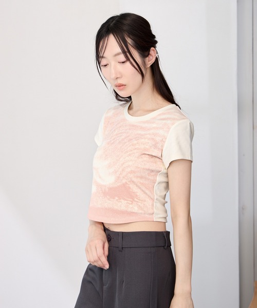 Y/lim(イリム)の「デジタルマーブル柄コンパクト半袖Tシャツ(Tシャツ/カットソー・レディース・ピンク/グリーン・FREE)」の5枚目の写真